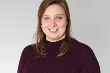 Olga_Komorowski_headshot_657_800px.png