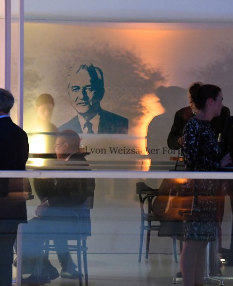 Keyvisual Richard von Weizsäcker Fellowship