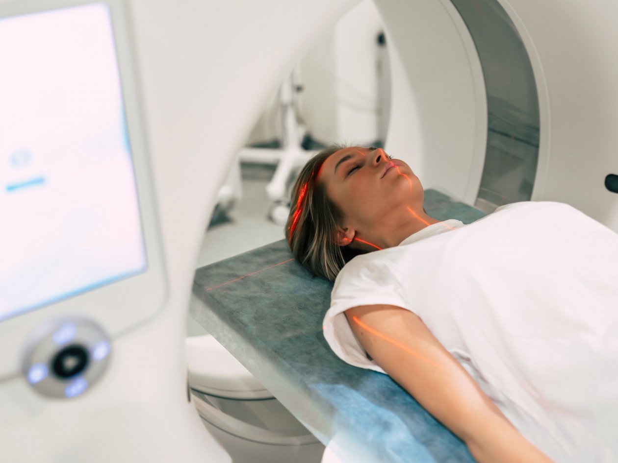 Eine Patientin wird untersucht.