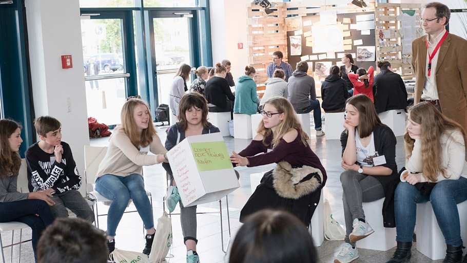 Schüler beim Workshop