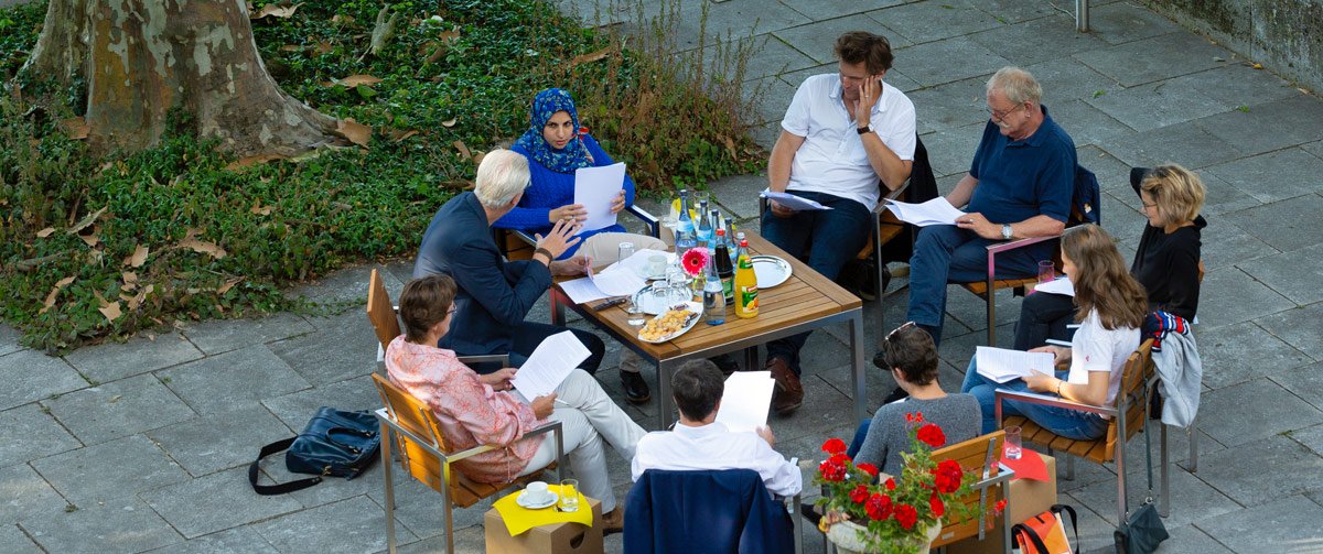 People read in a group