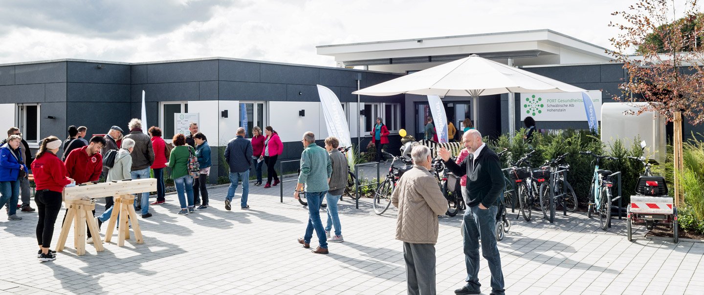 Blick auf das neue Gesundheitszentrum in Hohenstein