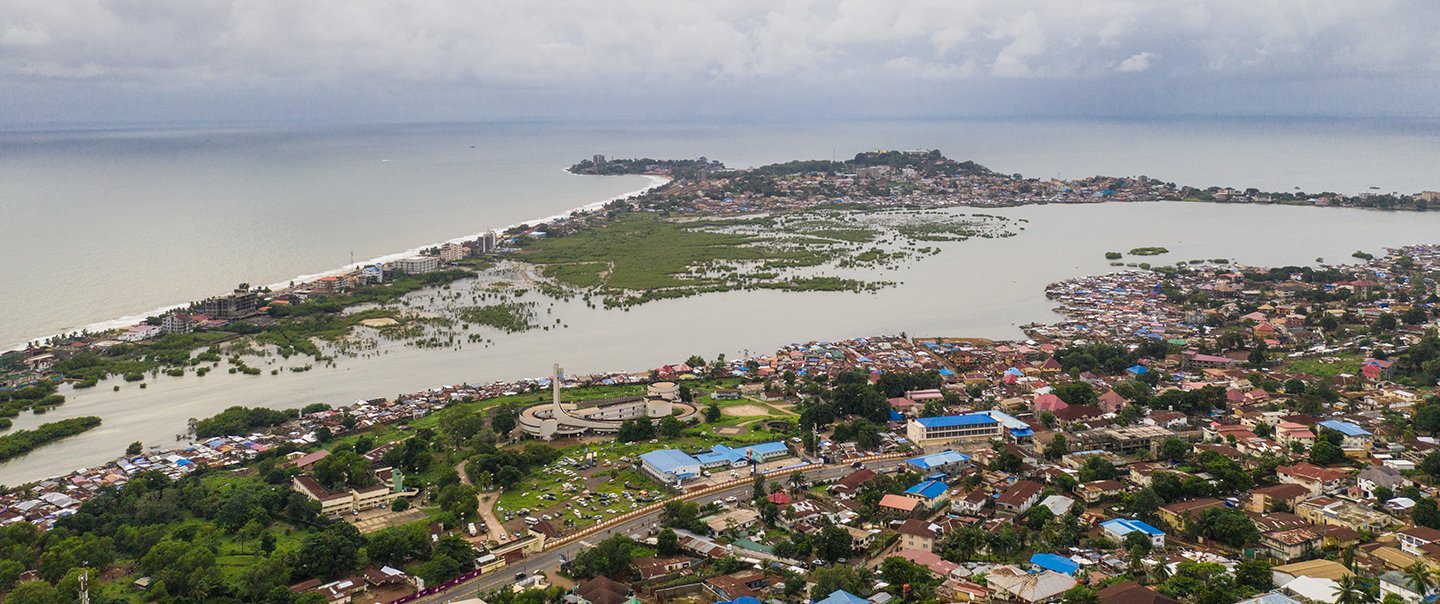 Luftaufnahme von Überschwemmungen in Freetown, der Hauptstadt von Sierra Leone