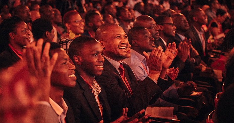 Applaus für die Stipendiaten: So viele afrikanische Wissenschaftler auf dem eigenen Kontinent zu treffen, ist für viele eine Besonderheit.